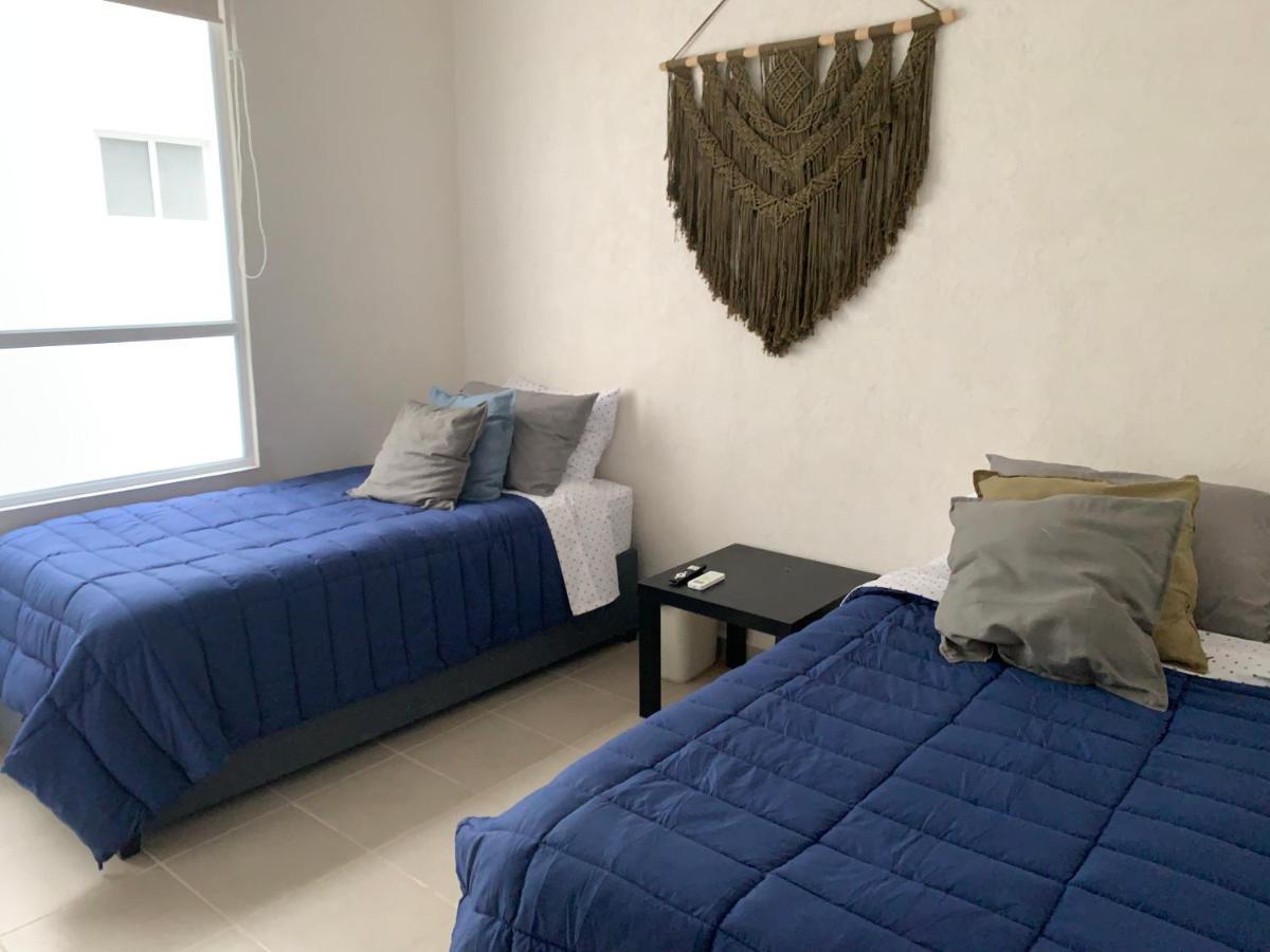 Franks House Apartment "Shared House" Cancun Exterior photo