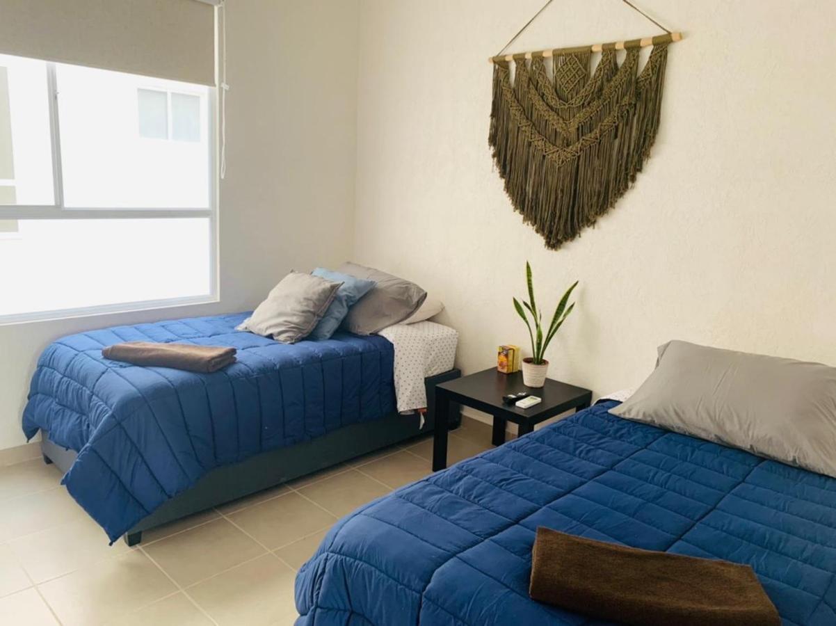 Franks House Apartment "Shared House" Cancun Exterior photo